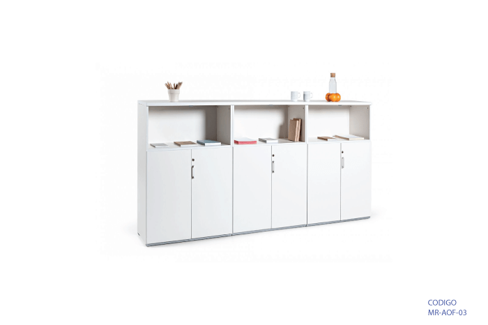 Credenza con Puertas y Estantes en Melamina